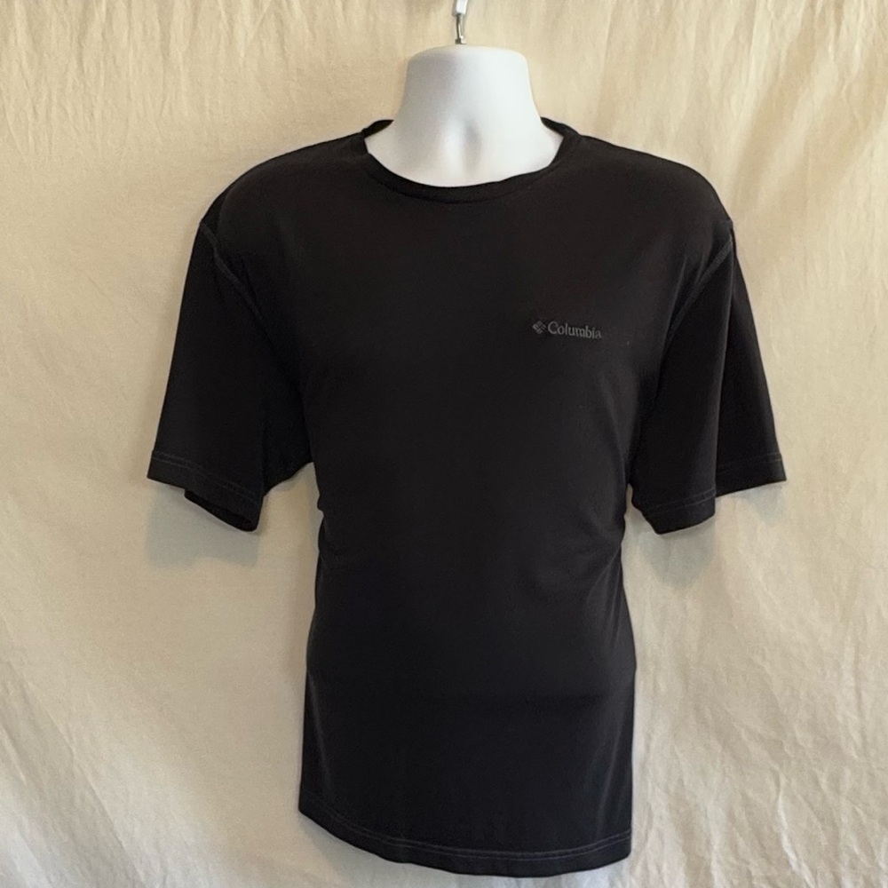 D-130 Men’s‎ Columbia Black Short Sleeve Tee Shirt Size XXL